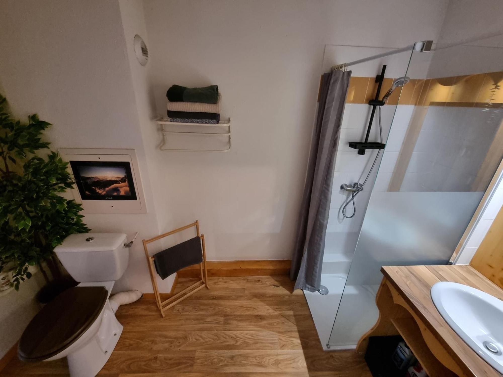 Appartement 4 Personnes 32M2 Au Pied Des Pistes- Wifi- Balcon Sud- Chamrousse 1650 Eksteriør billede